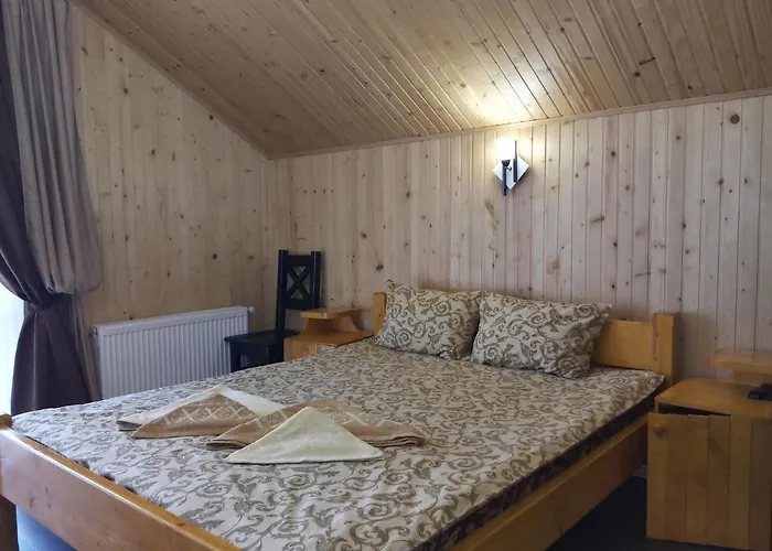 затишний хатинка *