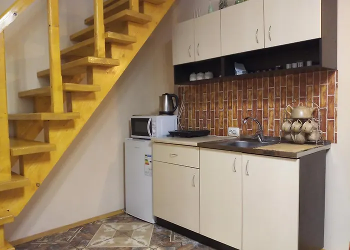 затишний хатинка Яблоница